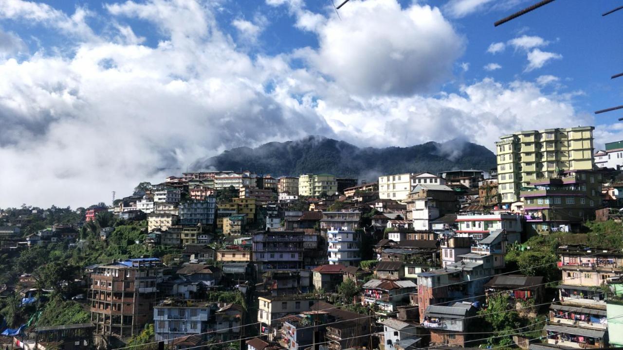 Medom'S Bnb Kohima Екстериор снимка